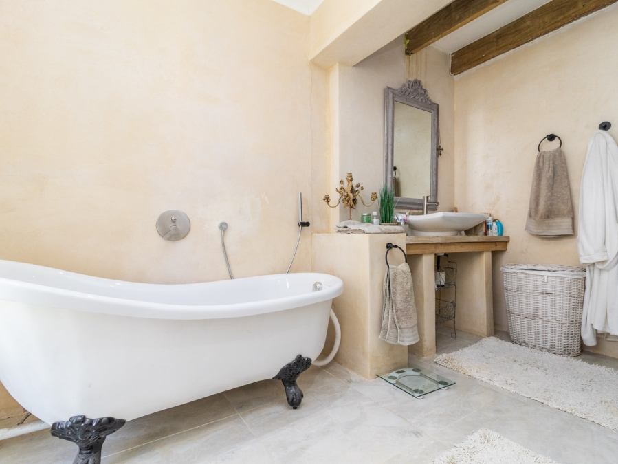 4 Bedroom Property for Sale in Kleinmond Western Cape